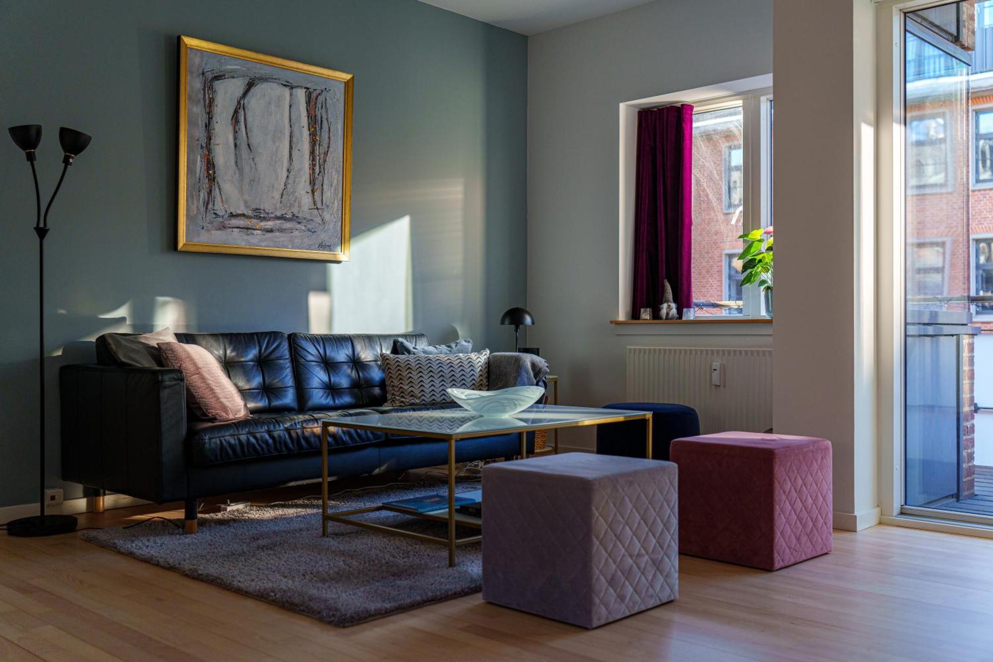 Leilighet Spacious & Comfortable Near Tivoli & Metro
