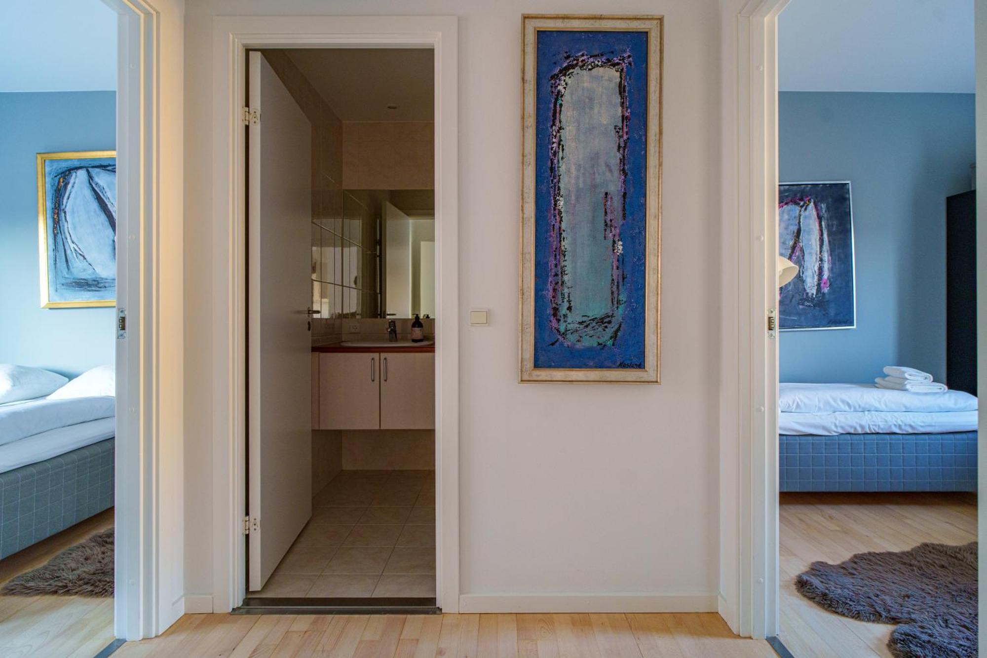 Spacious & Comfortable Near Tivoli & Metro København