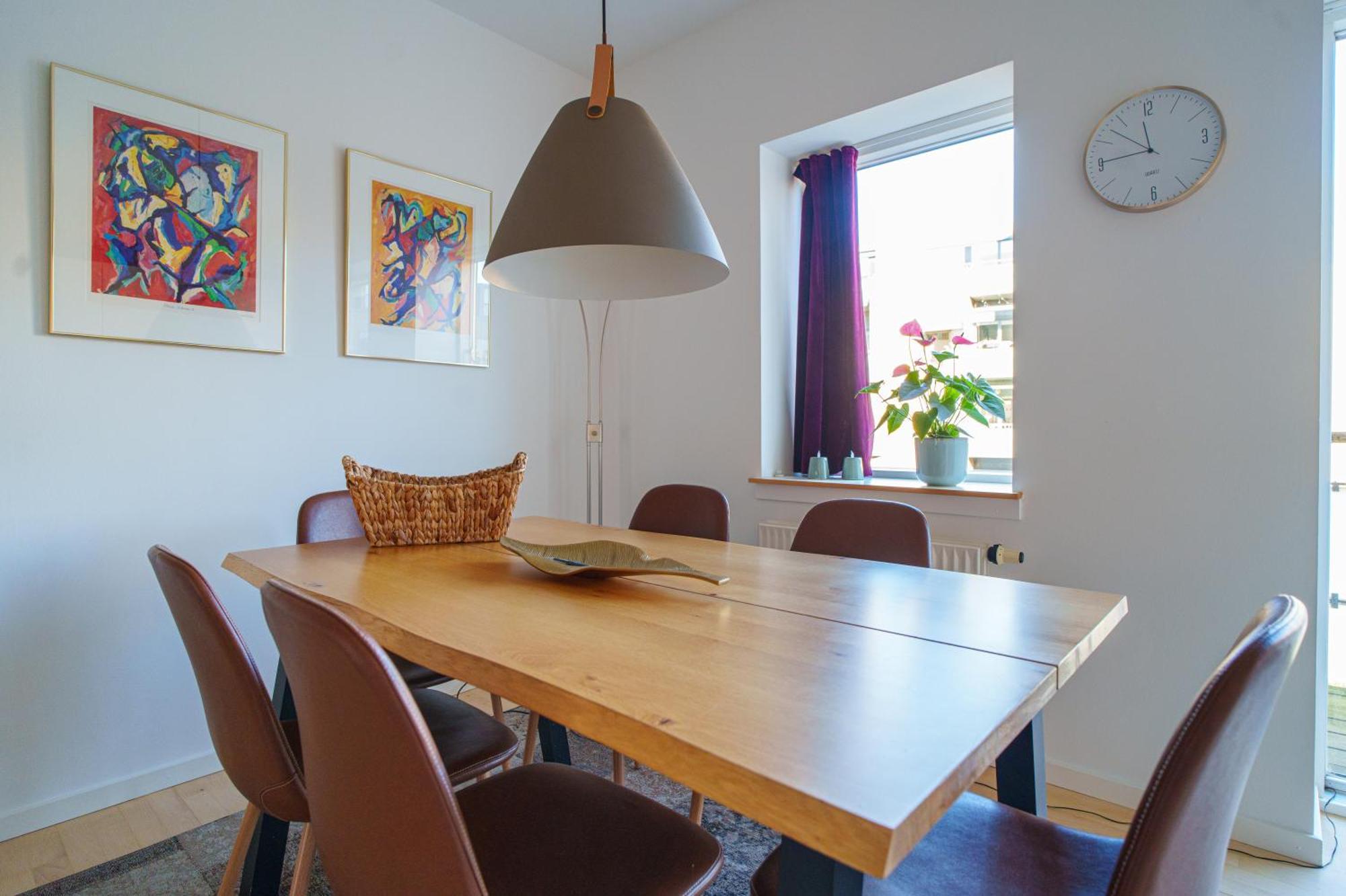 Spacious & Comfortable Near Tivoli & Metro * København